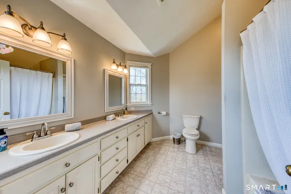 $575,000 | 107 Redwood Lane, Berlin, CT 06023