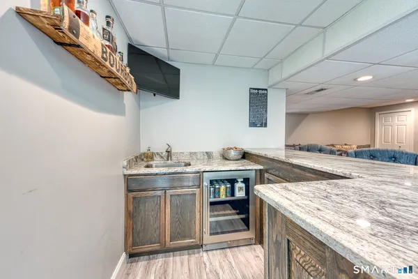 $575,000 | 107 Redwood Lane, Berlin, CT 06023