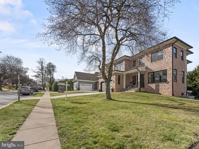 $2,350,000 | 6706 Lumsden Street, McLean, VA 22101