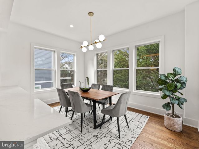 $2,350,000 | 6706 Lumsden Street, McLean, VA 22101