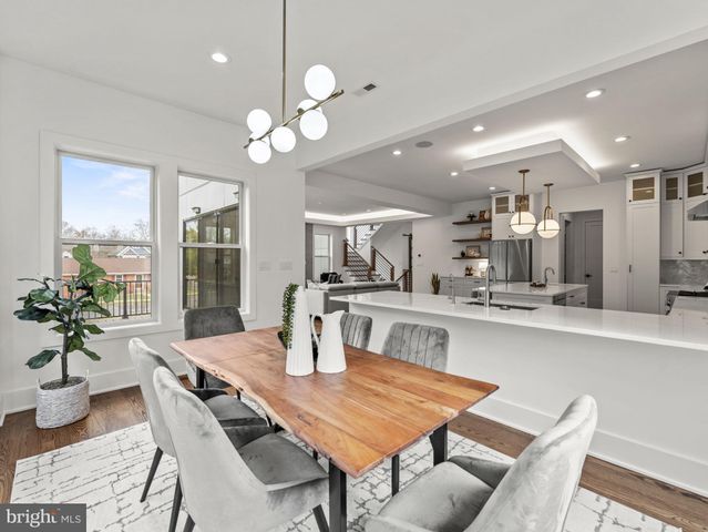 $2,350,000 | 6706 Lumsden Street, McLean, VA 22101