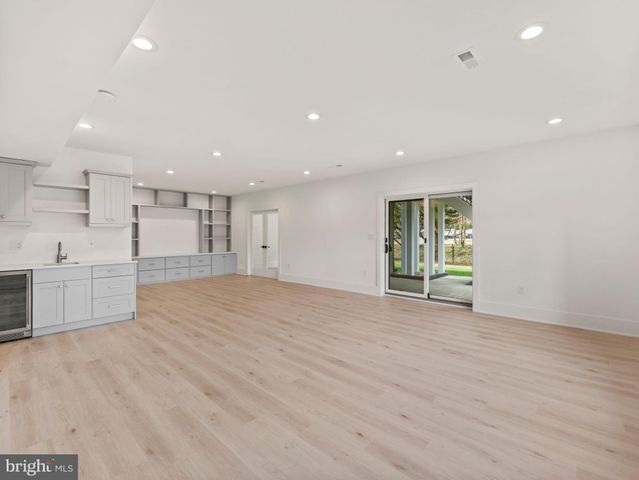 $2,350,000 | 6706 Lumsden Street, McLean, VA 22101