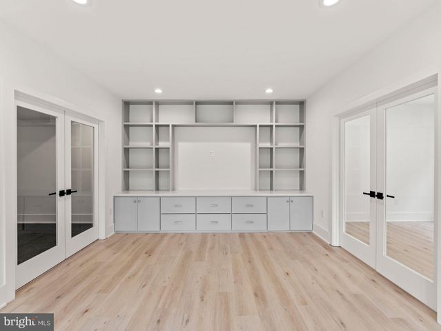 $2,350,000 | 6706 Lumsden Street, McLean, VA 22101