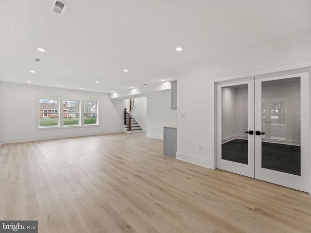 $2,350,000 | 6706 Lumsden Street, McLean, VA 22101