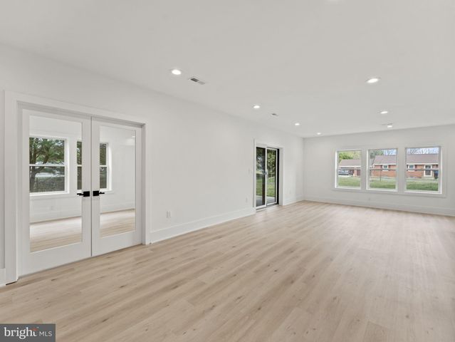 $2,350,000 | 6706 Lumsden Street, McLean, VA 22101