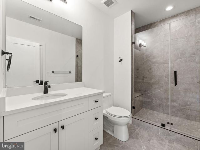 $2,350,000 | 6706 Lumsden Street, McLean, VA 22101