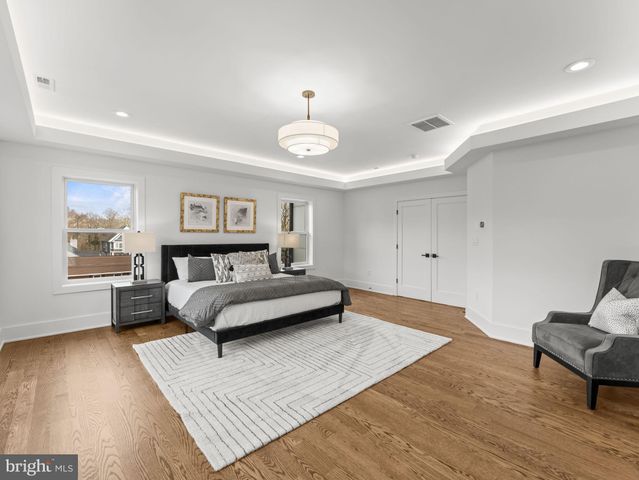 $2,350,000 | 6706 Lumsden Street, McLean, VA 22101