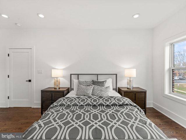 $2,350,000 | 6706 Lumsden Street, McLean, VA 22101