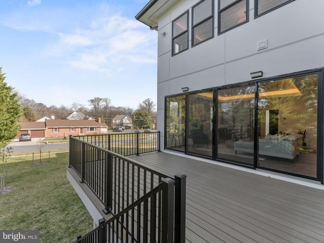 $2,350,000 | 6706 Lumsden Street, McLean, VA 22101