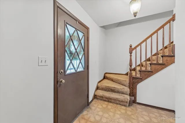 $450,000 | 315 Leeds Court, Naperville, IL 60565