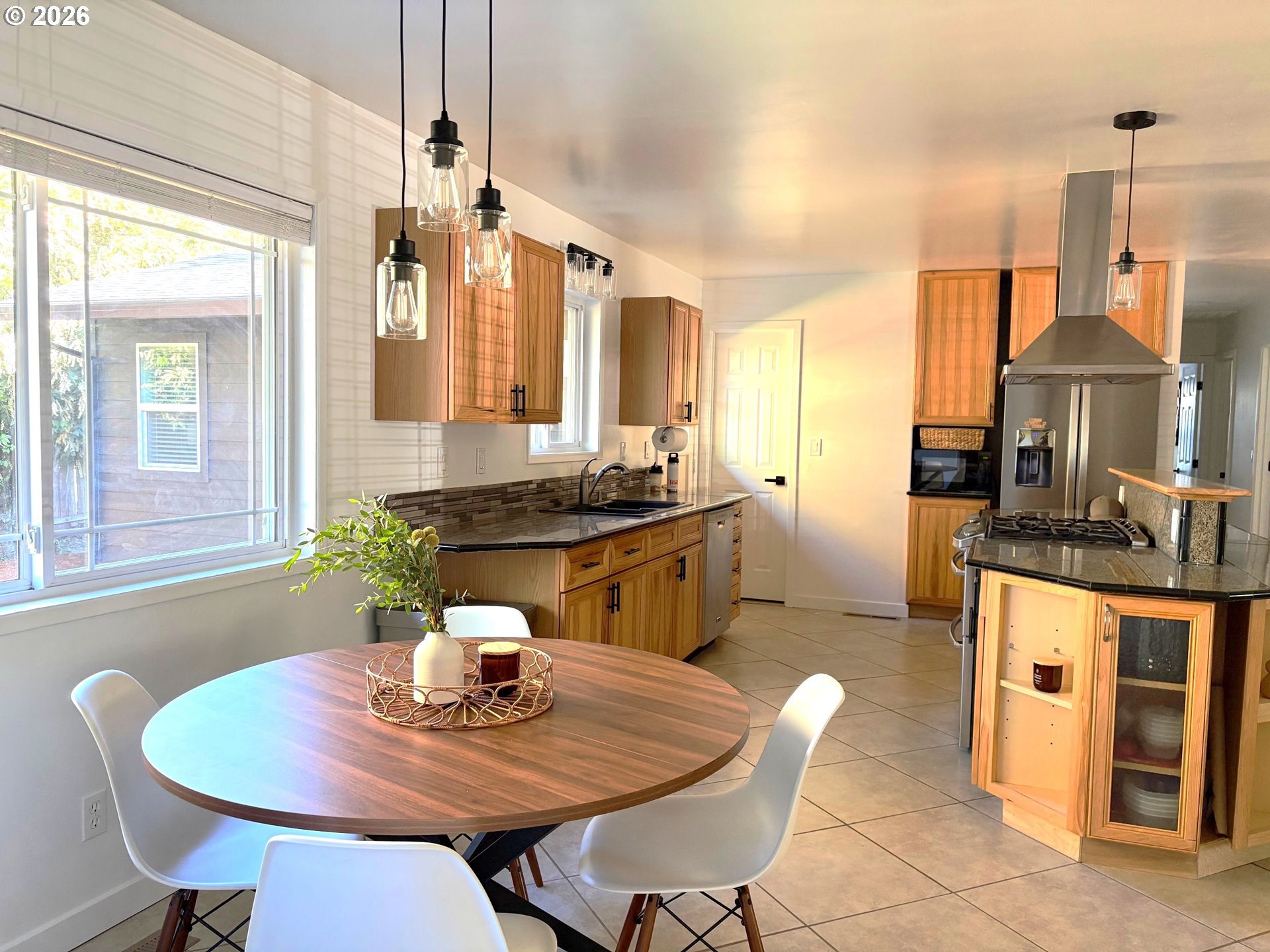14670 Southwest 88th Avenue Portland, OR 97224 - Photo 11 of 33