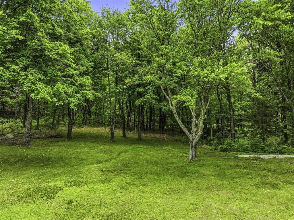 236 Mendon Street Upton, MA 01568 - Photo 38 of 41