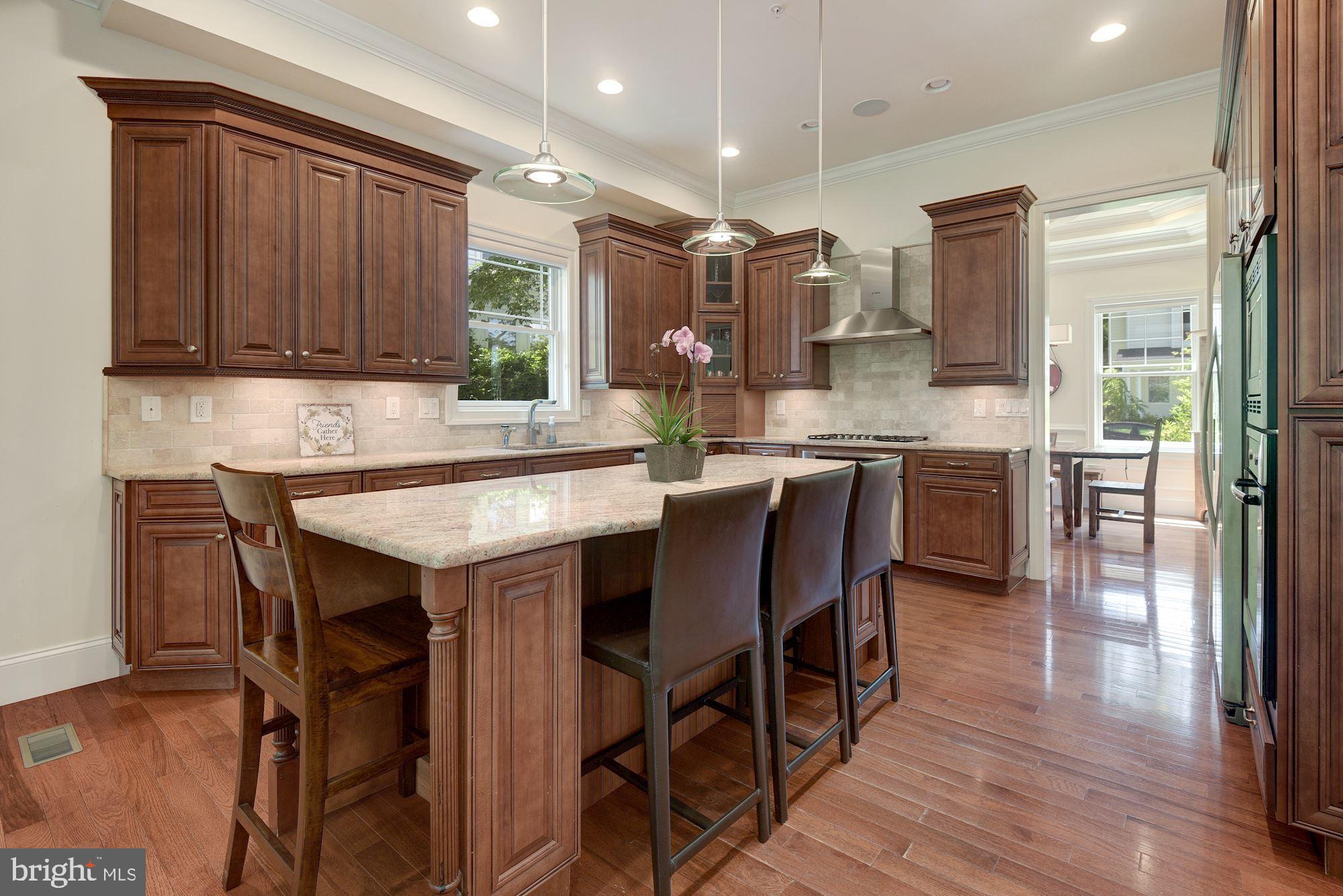 5316 Yorktown Road Bethesda, MD 20816 - Photo 14 of 43 Gourmet Kitchen