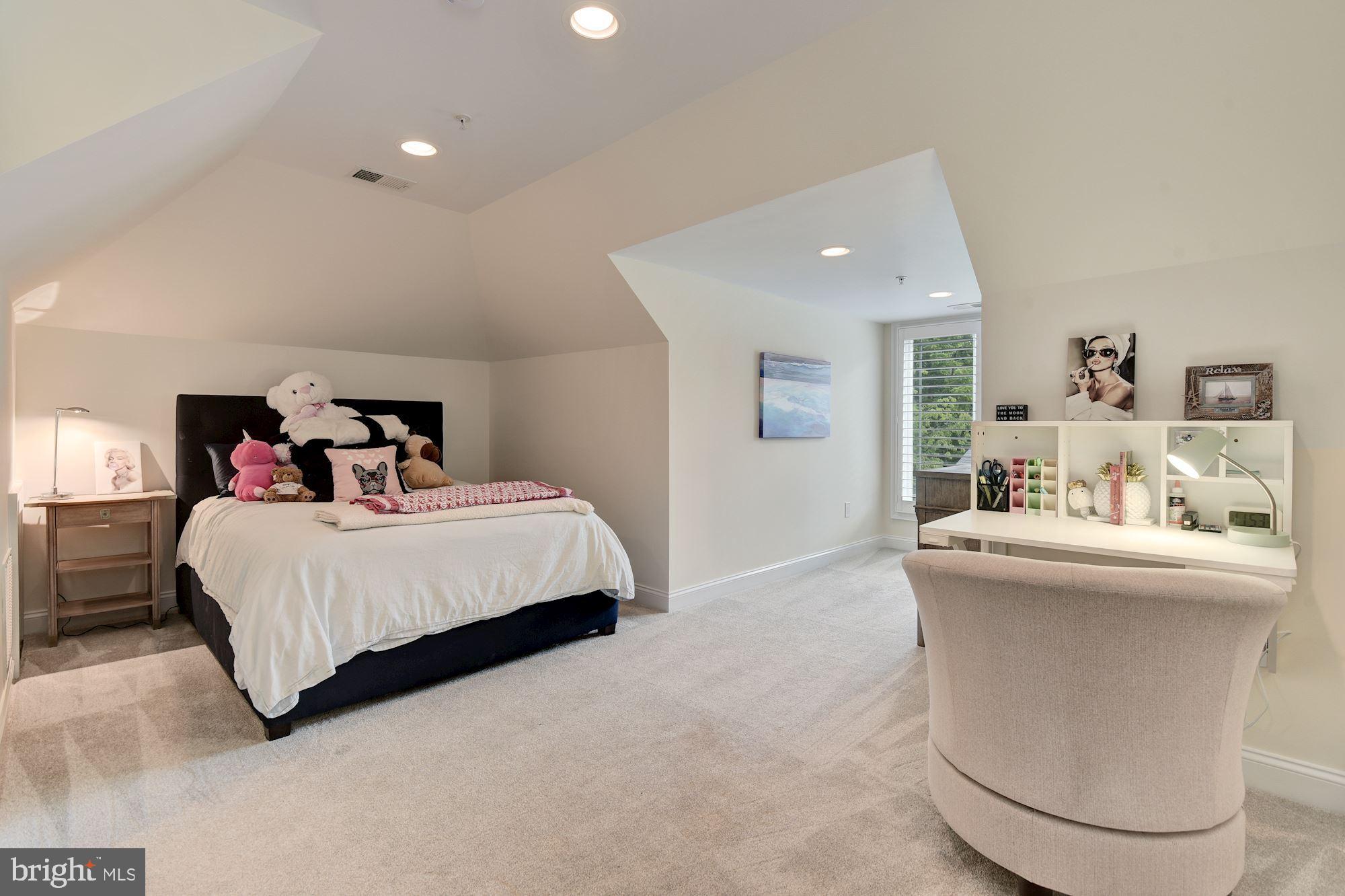 5316 Yorktown Road Bethesda, MD 20816 - Photo 28 of 43 Bedroom #4