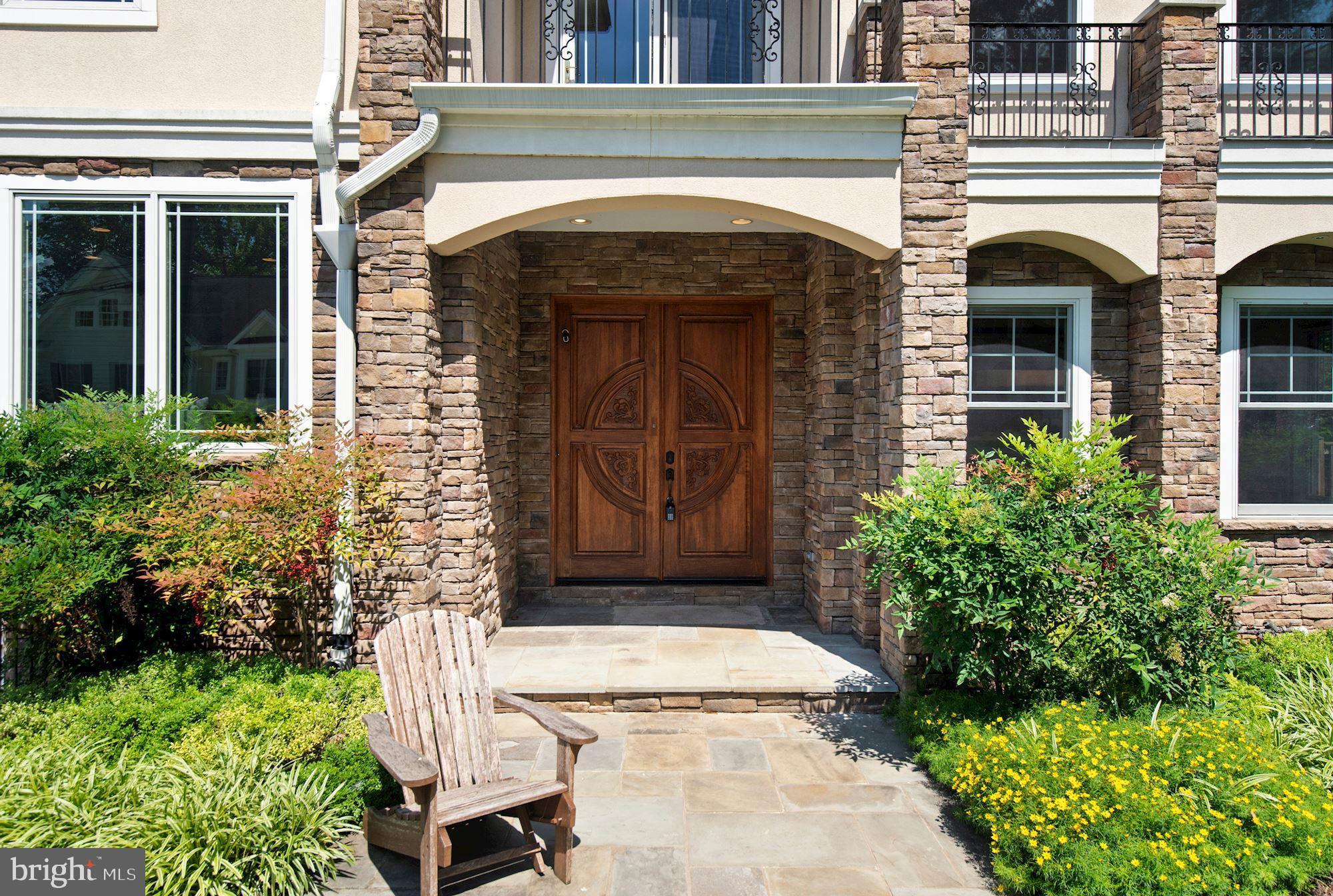 5316 Yorktown Road Bethesda, MD 20816 - Photo 4 of 43 Elegant Double Front Door