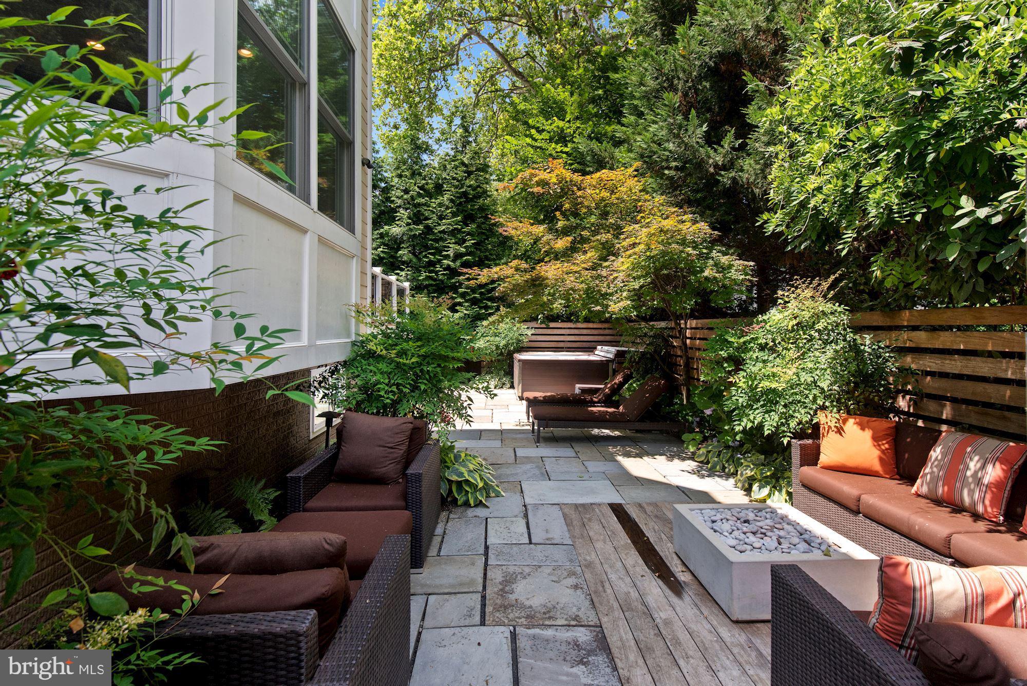 5316 Yorktown Road Bethesda, MD 20816 - Photo 39 of 43 Gas Firepit