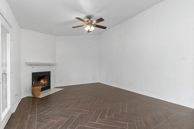 $140,000 | 4444 Victory Drive, Unit 1108, Houston, TX 77088