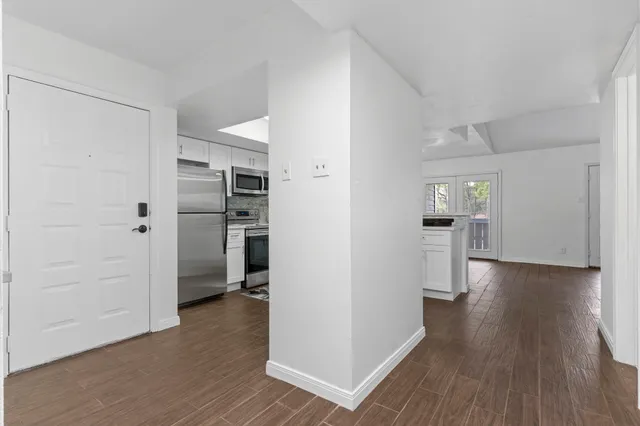 $140,000 | 4444 Victory Drive, Unit 1108, Houston, TX 77088