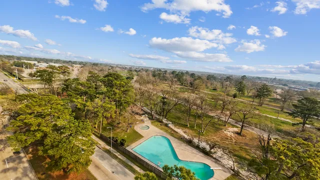 $140,000 | 4444 Victory Drive, Unit 1108, Houston, TX 77088