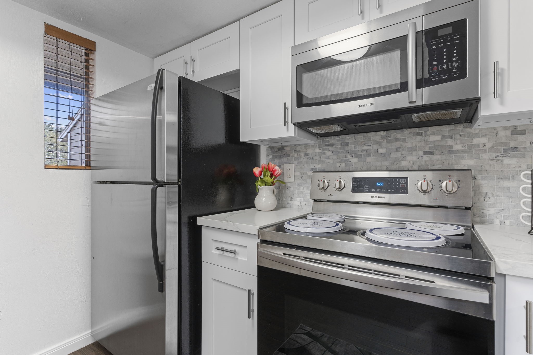 4444 Victory Drive, Unit 1108 Houston, TX 77088 - Photo 10 of 46