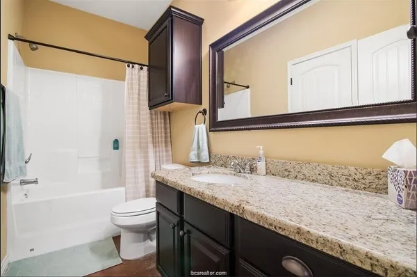 $2,100 | 101 Kimber Lane, College Station, TX 77845