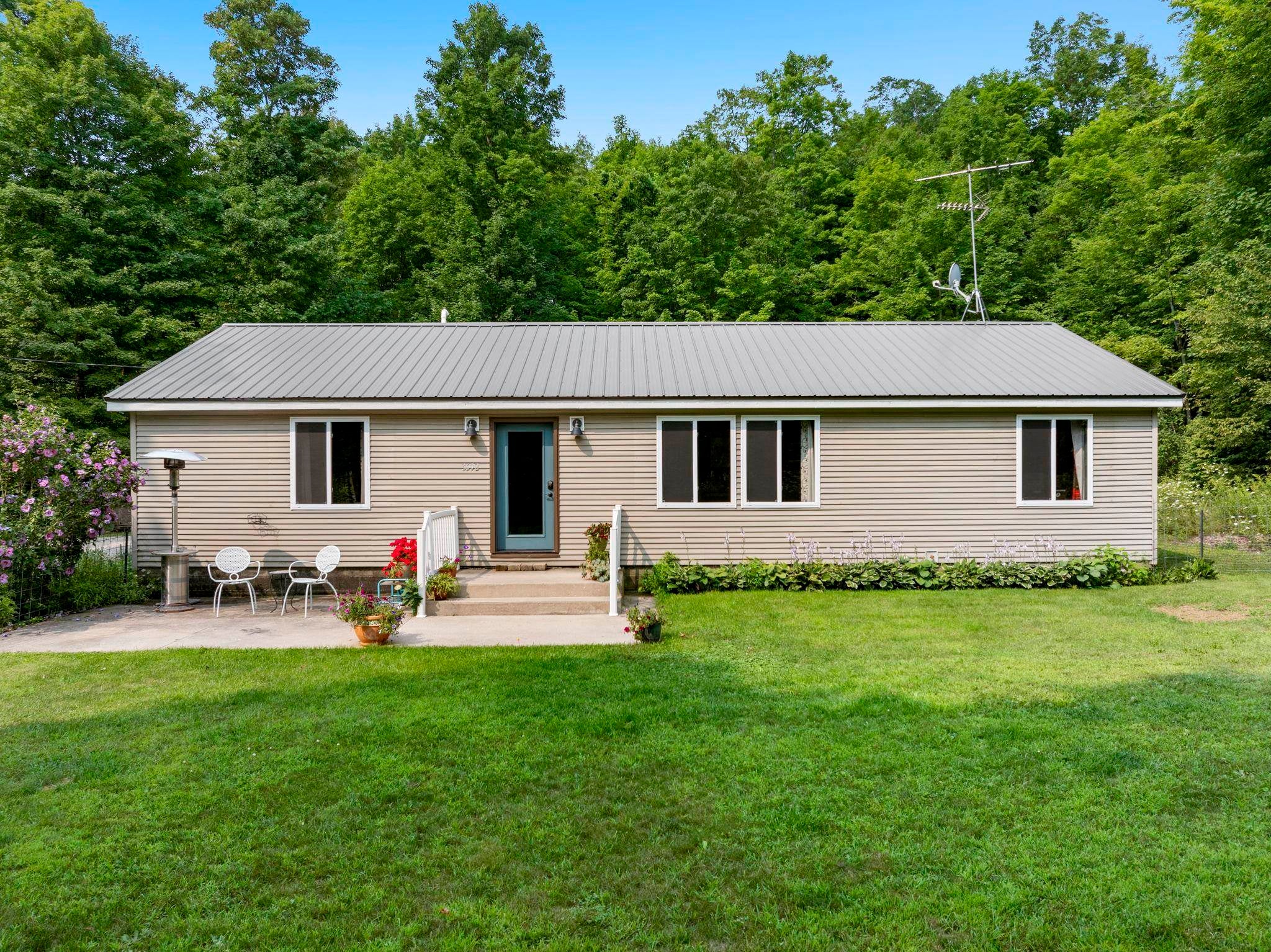 3652 South Schomberg Road Cedar, MI 49621 - Photo 2 of 61 Gallery Image 2