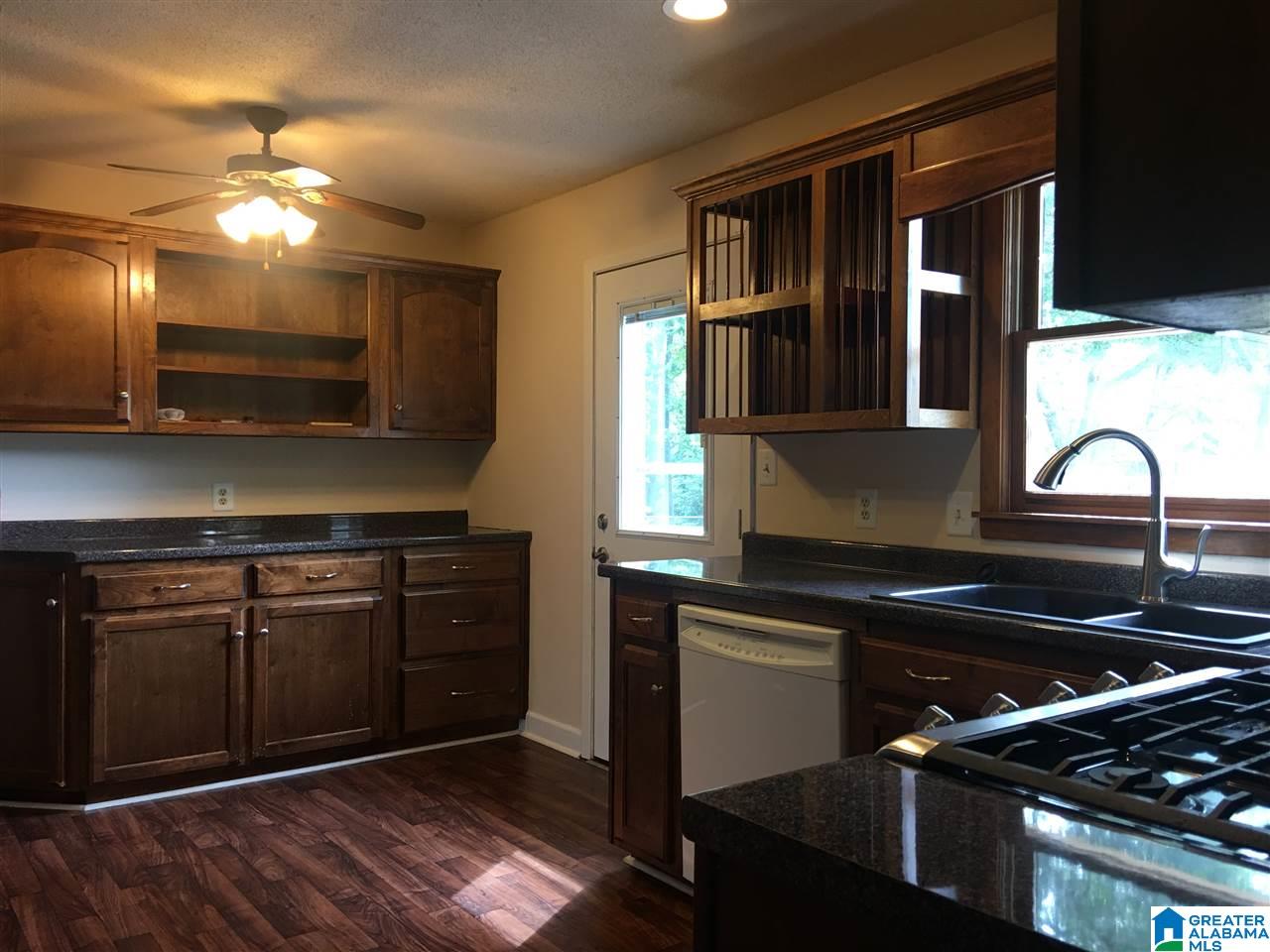 2403 Pear Tree Place Jasper, AL 35504 - Photo 6 of 28
