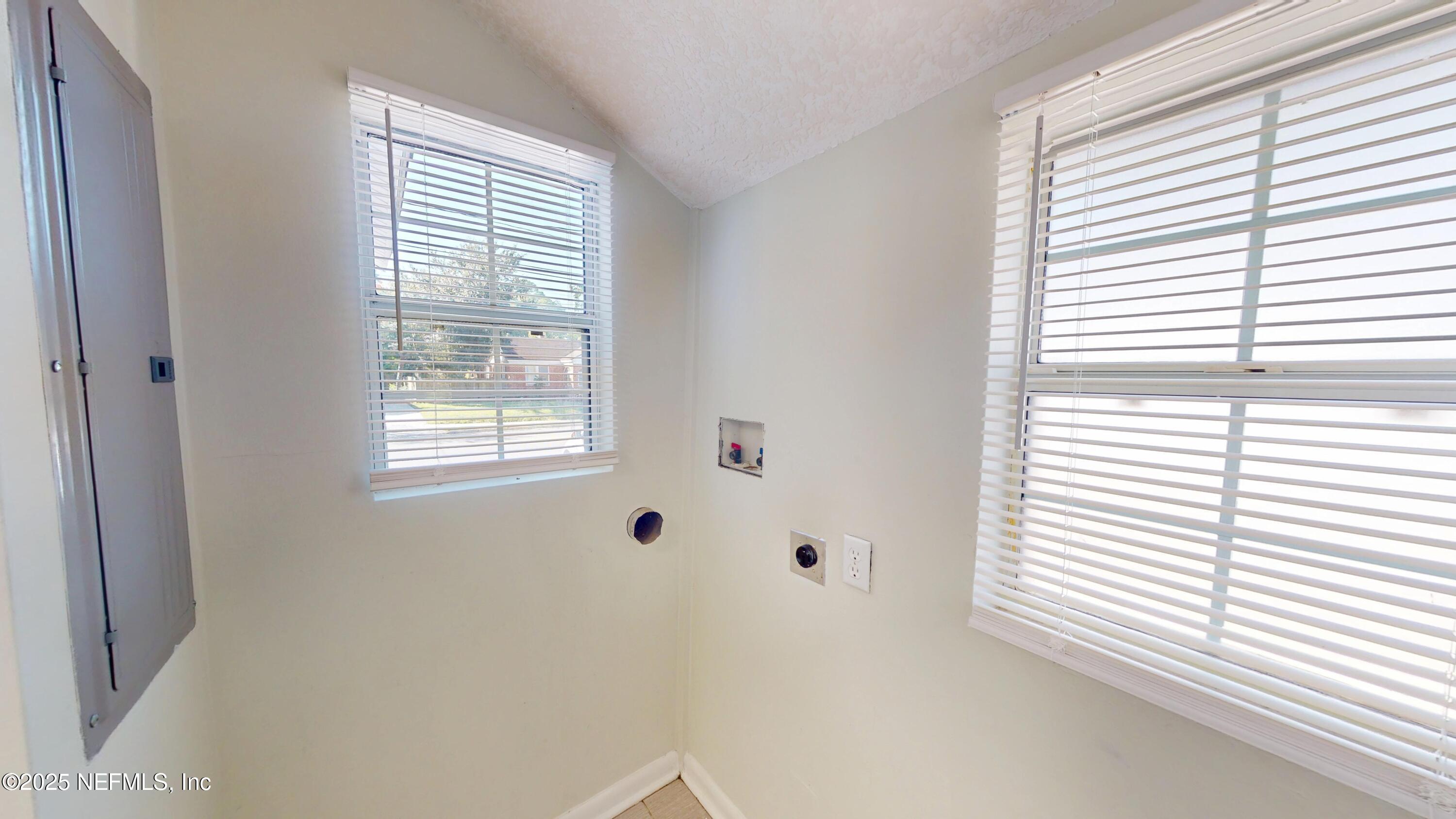 4547 Post Street Jacksonville, FL 32205 - Photo 13 of 23 a view of a window in a room