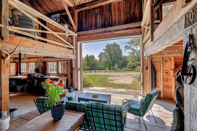 $2,595,000 | 87 Carter Point Road, Sedgwick, ME 04676