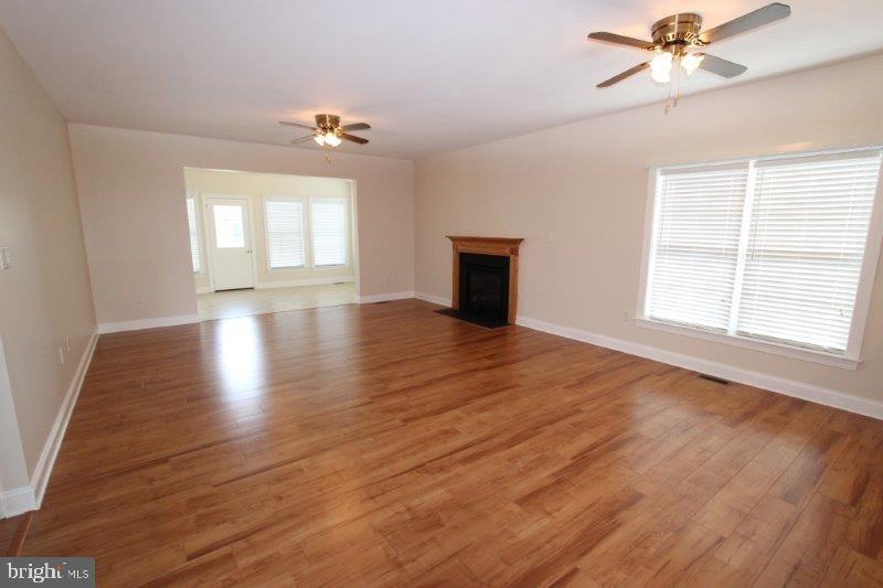33 Pleasant Road Gordonville, PA 17529 - Photo 3 of 25 Gallery Image 3