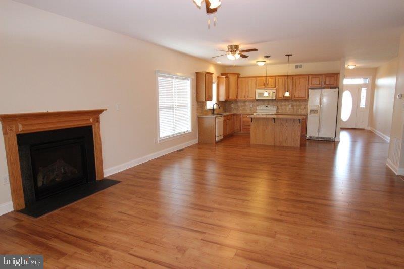 33 Pleasant Road Gordonville, PA 17529 - Photo 5 of 25 Gallery Image 5