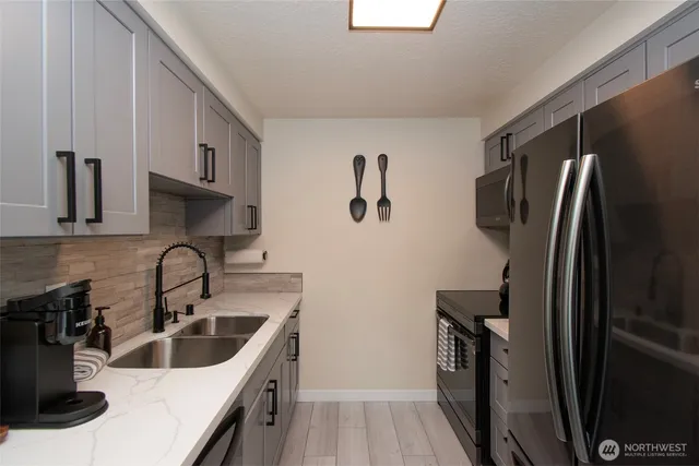 $685,000 | 1530-1532 West 7th Street, Port Angeles, WA 98363