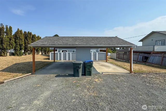 $685,000 | 1530-1532 West 7th Street, Port Angeles, WA 98363