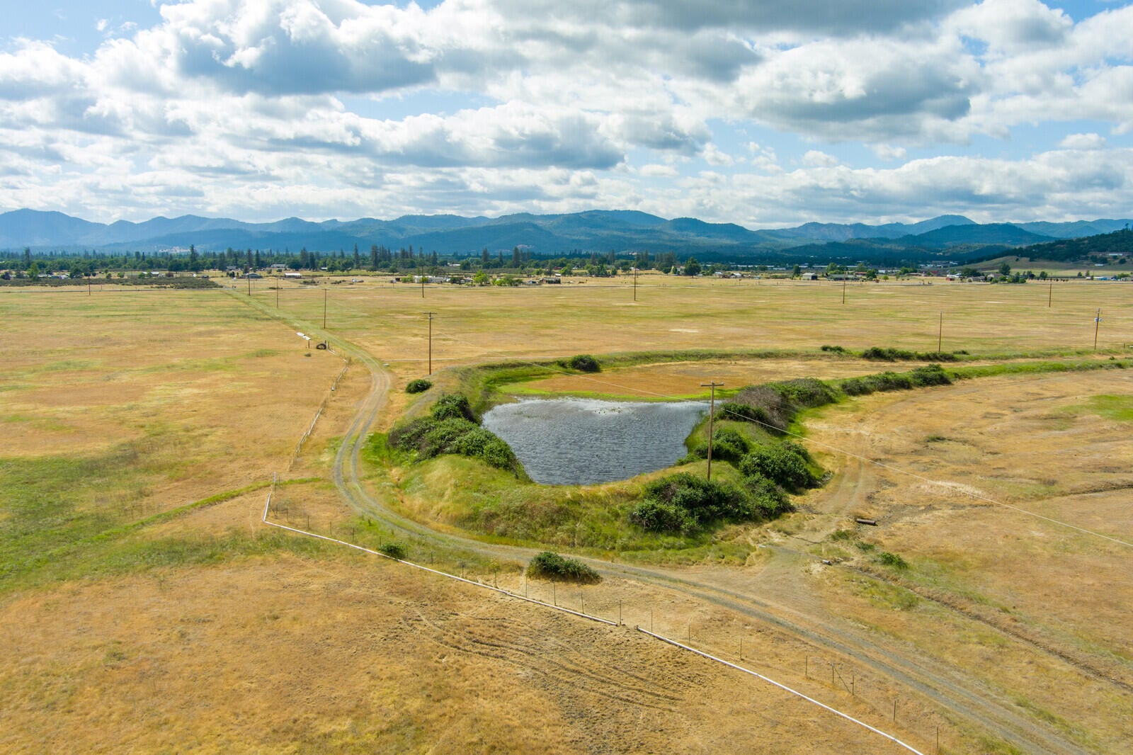 13318 Modoc Road Eagle Point, OR 97524 - Photo 27 of 28 V50