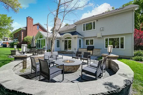 $1,599,000 | 616 South Stough Street, Hinsdale, IL 60521