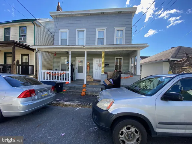 $170,000 | 207-209 East McMurtrie Street, Summit Hill, PA 18250