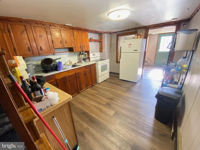 $170,000 | 207-209 East McMurtrie Street, Summit Hill, PA 18250