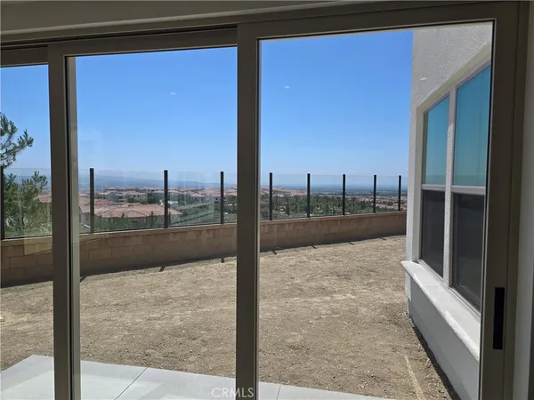 $7,500 | 211 Maricopa, Irvine, CA 92618