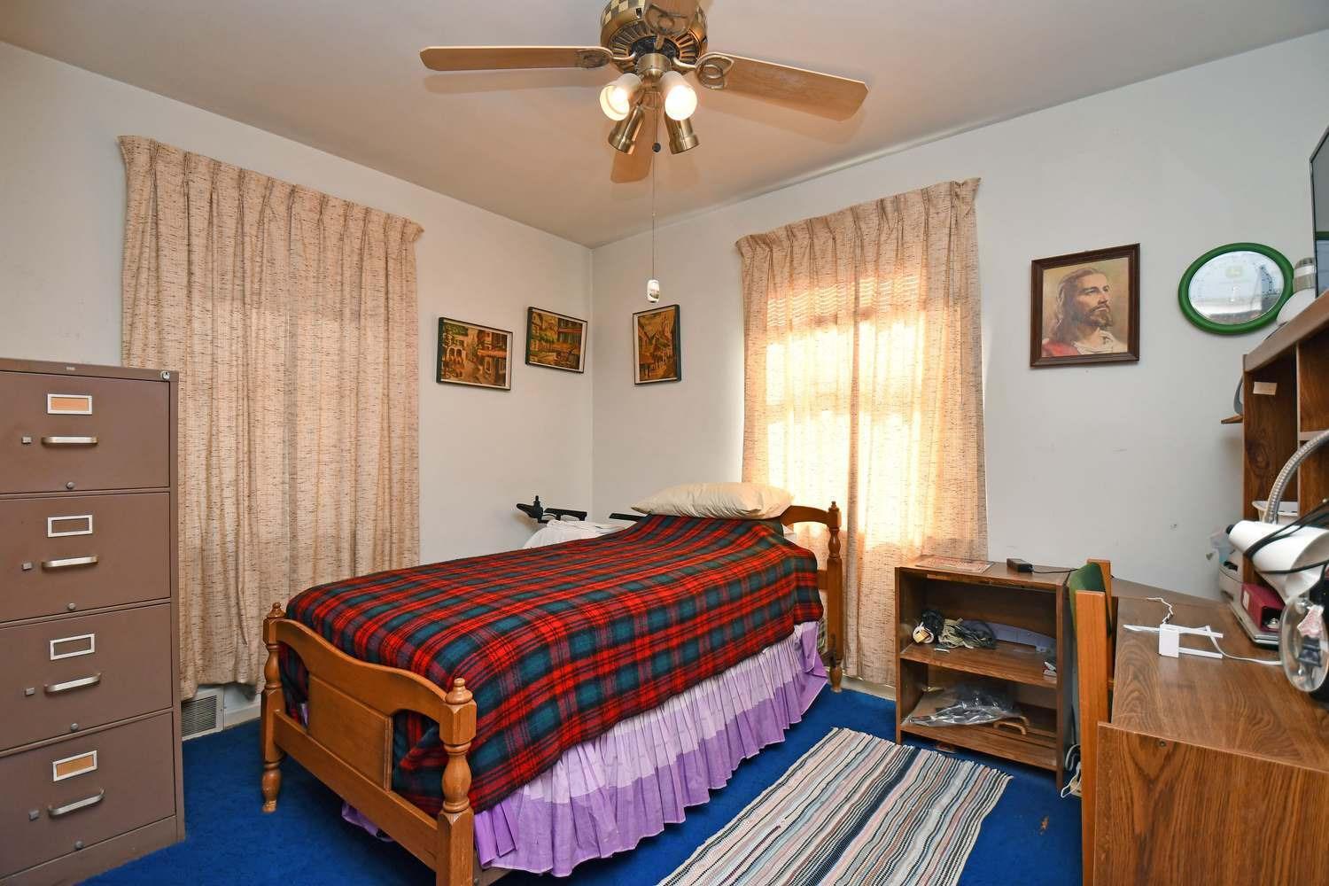 4390 Blue Rock Road Cincinnati, OH 45247 - Photo 12 of 29 Gallery Image 12