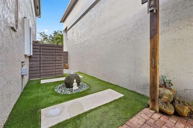 $989,000 | 11258 Northwest 47th Lane, Doral, FL 33178