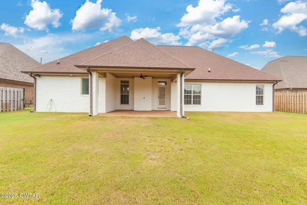 $459,900 | 24 Joseph Cove, Jackson, TN 38305