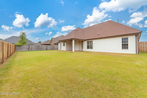 $459,900 | 24 Joseph Cove, Jackson, TN 38305