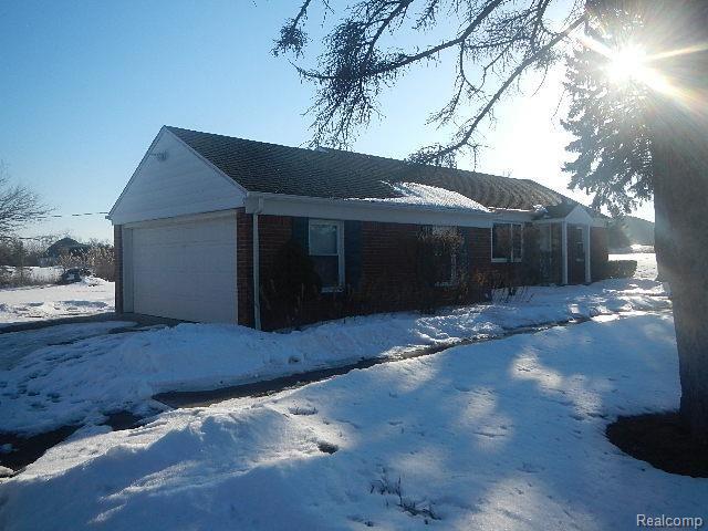 46855 Joy Road Canton, MI 48187 - Photo 4 of 12 DSCN1657.jpg
