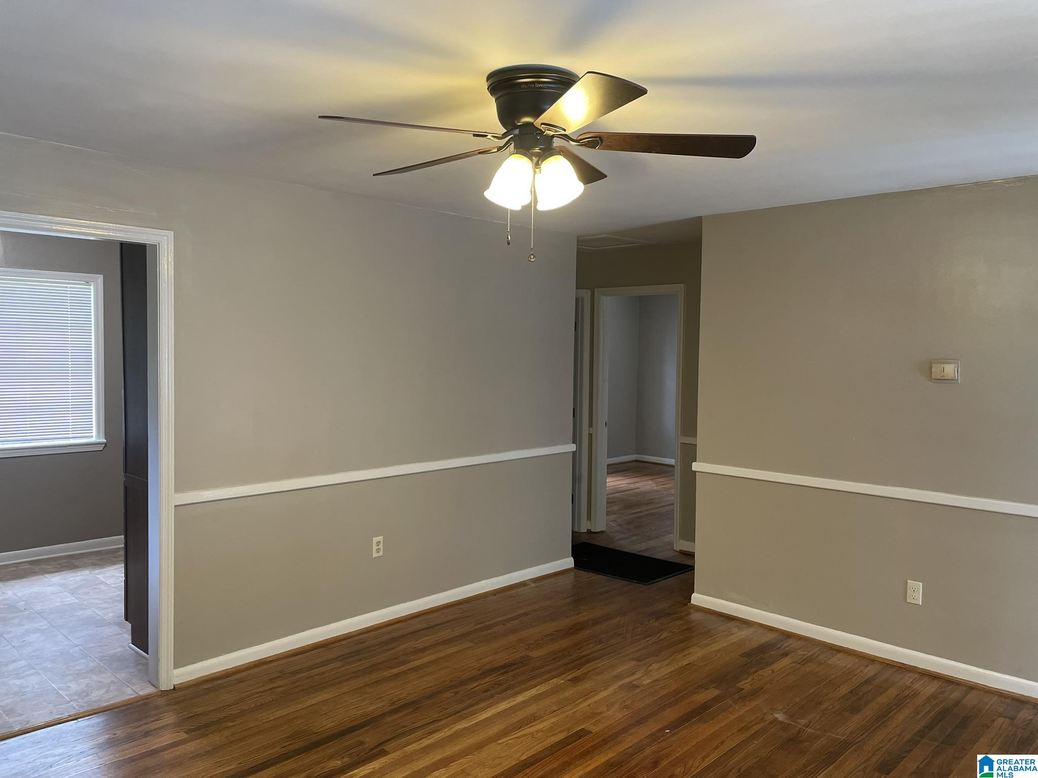 300 Elm Street Southeast Leeds, AL 35094 - Photo 8 of 14