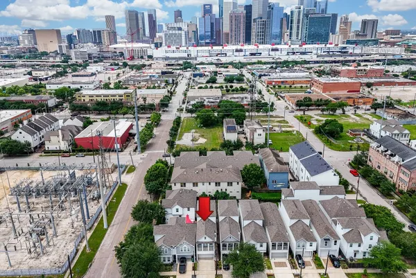 $3,600 | 1122 Live Oak Street, Houston, TX 77003