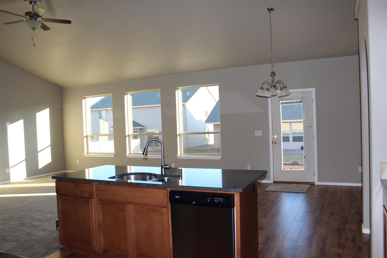 7304 North Horizon Ridge Lane Spokane, WA 99208 - Photo 7 of 20
