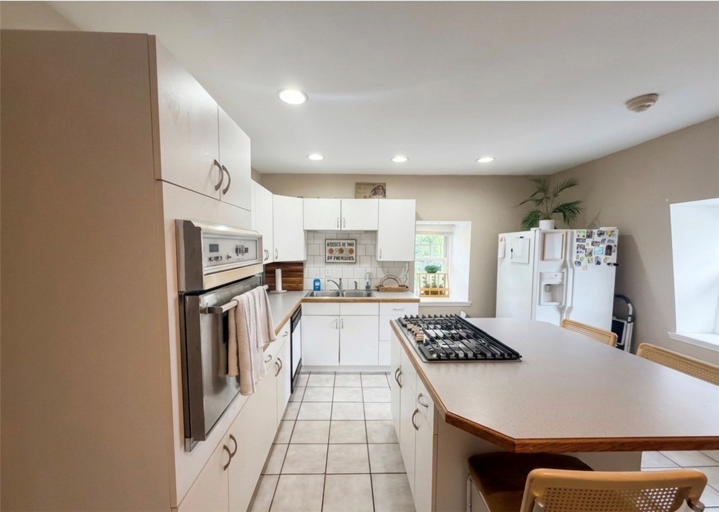 4646 Post Road, Unit 5 Warwick, RI 02818 - Photo 7 of 16