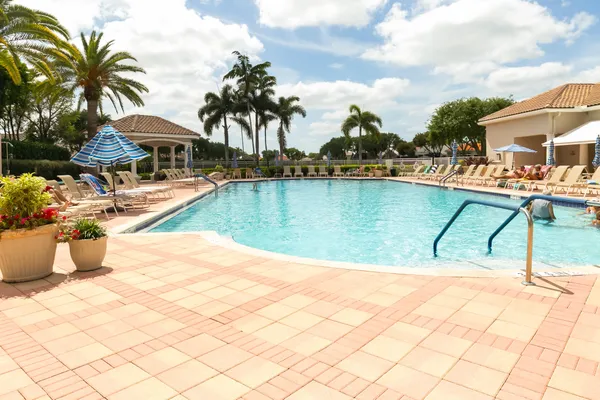 $675,000 | 8962 Torcello Way, Boynton Beach, FL 33472