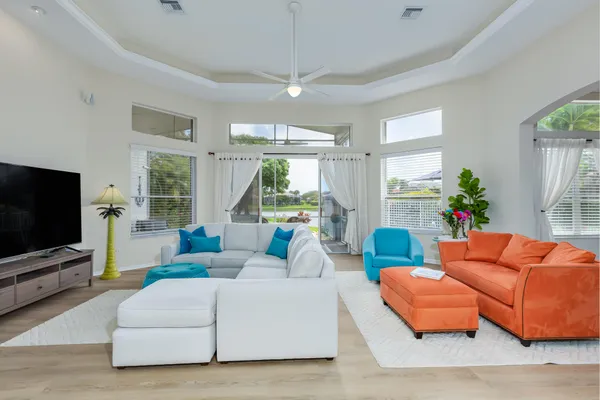 $675,000 | 8962 Torcello Way, Boynton Beach, FL 33472