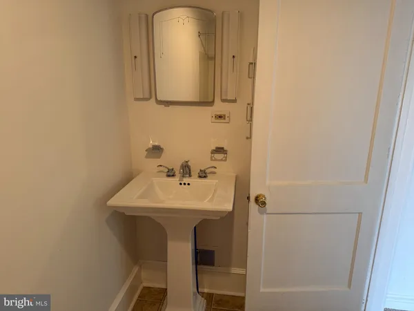 $379,000 | 310 North Dupont Road, Wilmington, DE 19804